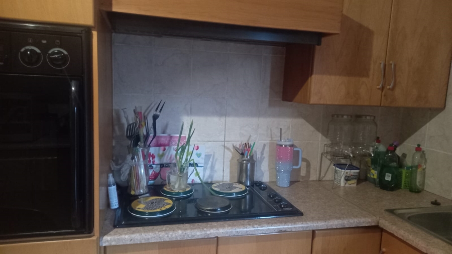 4 Bedroom Property for Sale in Elandia North West